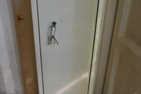 6 gun cabinet